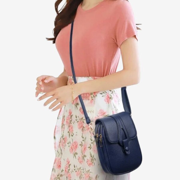 Torba crossbody z regulowanym paskiem i kieszeniami na zamek