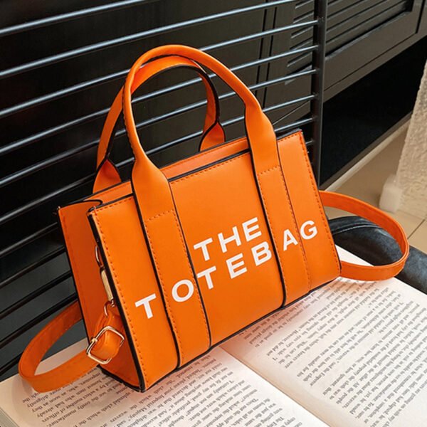 Damska torebka tote bag typu shopper z paskiem