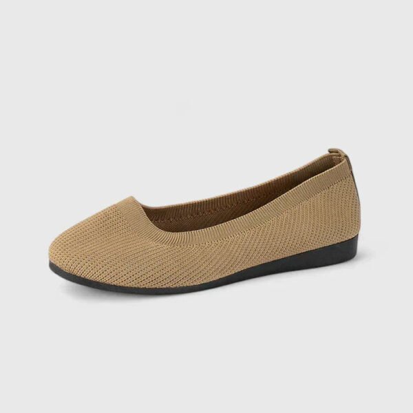 Damskie płaskie buty wsuwane z siateczkową cholewką
