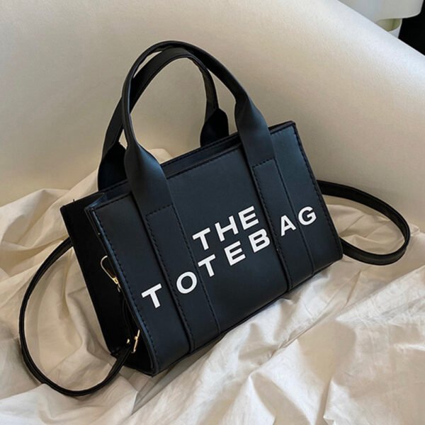 Damska torebka tote bag typu shopper z paskiem