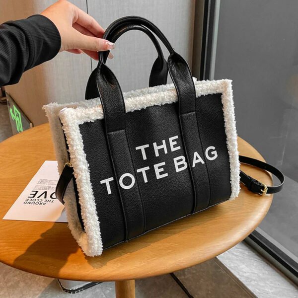 Damska torebka tote bag typu shopper z paskiem